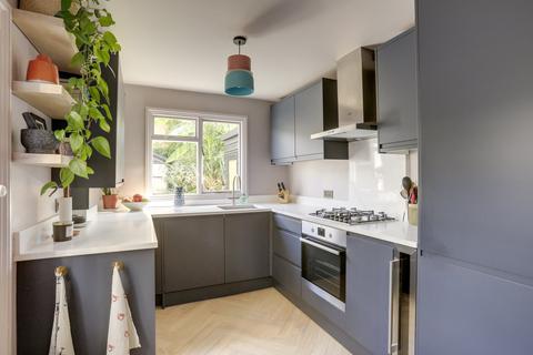 49 Brightfield Road, London, SE12 8QE