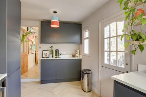 49 Brightfield Road, London, SE12 8QE
