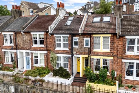 3 bedroom terraced house for sale, Kingsley Road, Brighton BN1