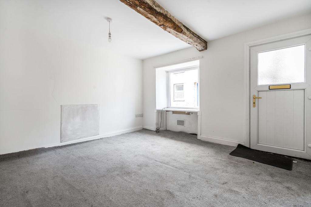 Snug/Dining Room