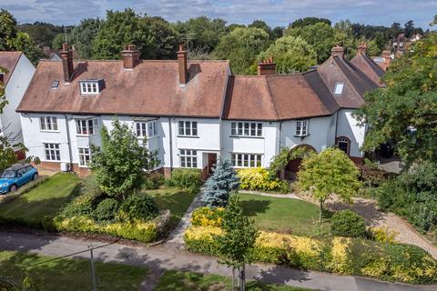 4 bedroom terraced house for sale, Norton Way South, Letchworth Garden City SG6