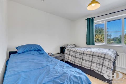 undefined, Vantage Court, Oxford Avenue, Hayes