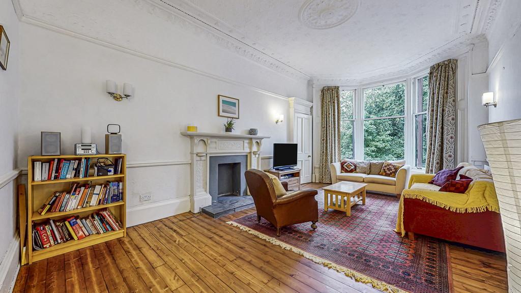 18-web-or-mls-68 Kelvin Drive Flat 1.1 25
