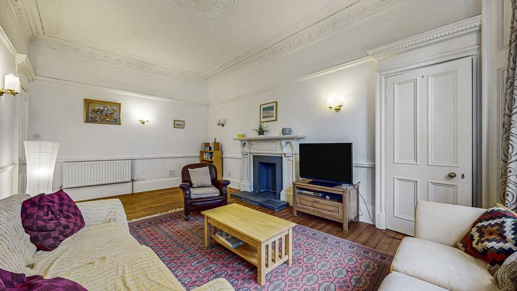21-web-or-mls-68 Kelvin Drive Flat 1.1 28