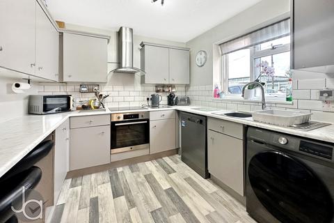 3 bedroom terraced house for sale, Mandeville Road, Marks Tey, Colchester