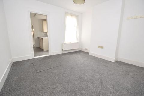 2 bedroom terraced house to rent, 2 Bedroom Terraced House, St. Marys Road, Tonbridge