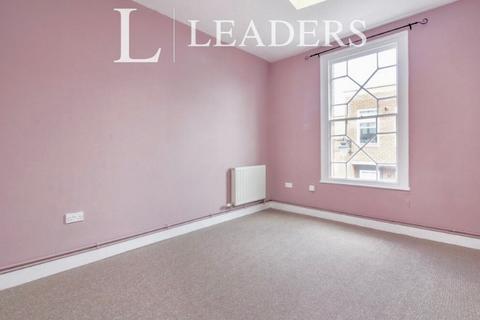 2 bedroom flat to rent, Bridge Street, Evesham, WR11