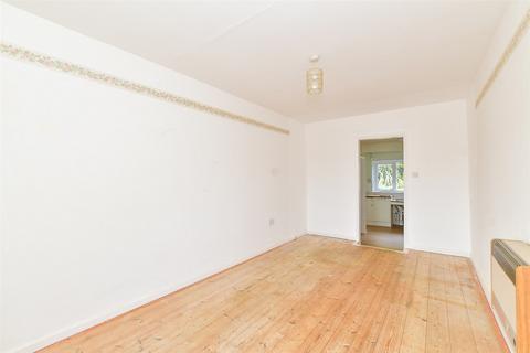 3 bedroom detached bungalow for sale, Chatfield Lodge, Newport, Isle of Wight