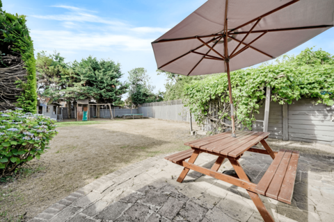 undefined, Elmhurst Road, Slough, SL3