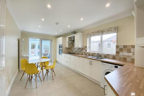 3 bedroom detached bungalow for sale, Gibbas Way, Pembroke