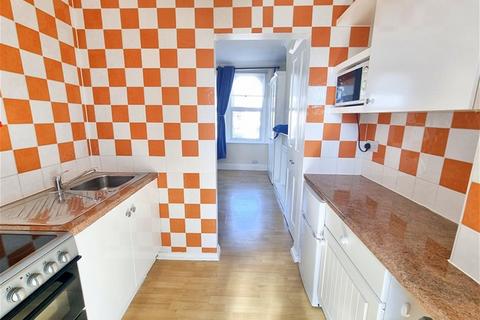 Studio to rent, Langthorne Road, Leytonstone