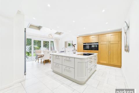 4 bedroom detached house for sale, Kingsford Close, Reading RG5