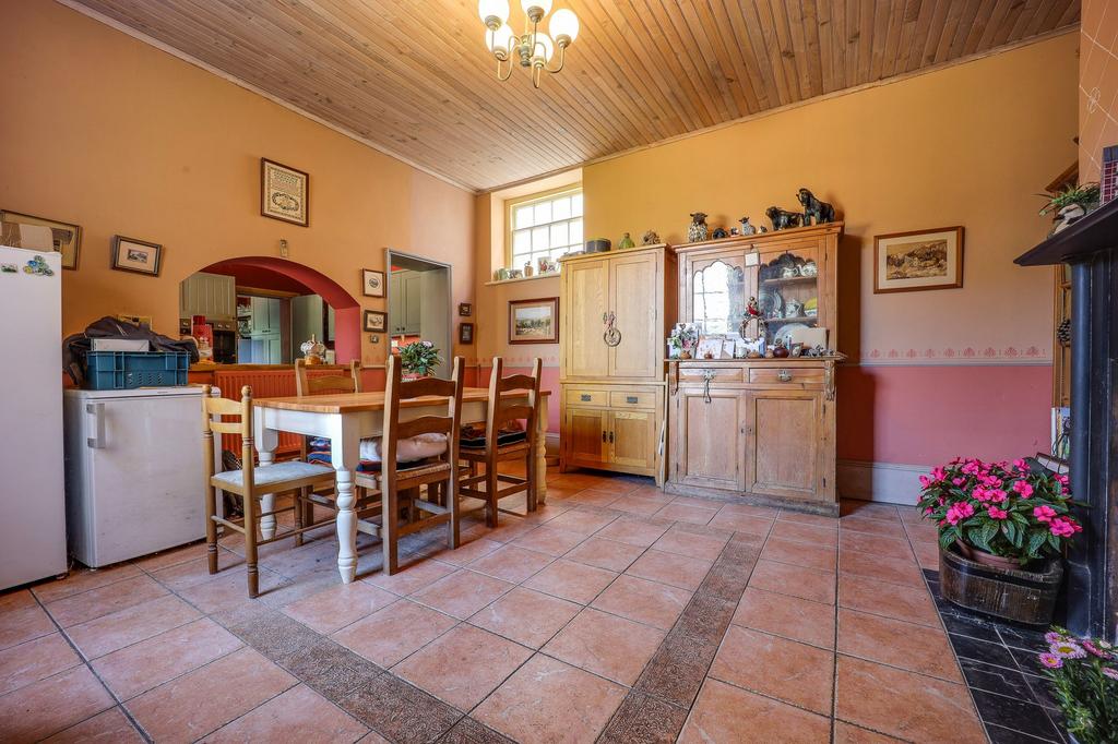 Breakfast Room