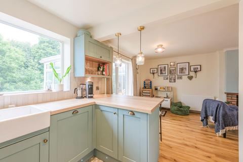 5 Lambert Drive, Burntwood, WS7 2DR