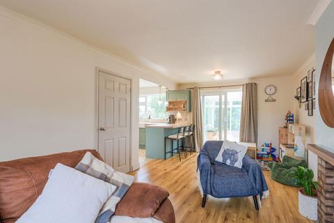 5 Lambert Drive, Burntwood, WS7 2DR