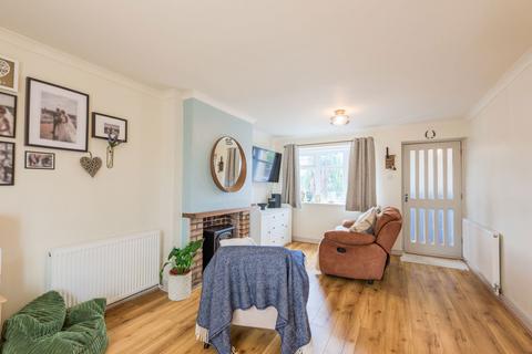 5 Lambert Drive, Burntwood, WS7 2DR