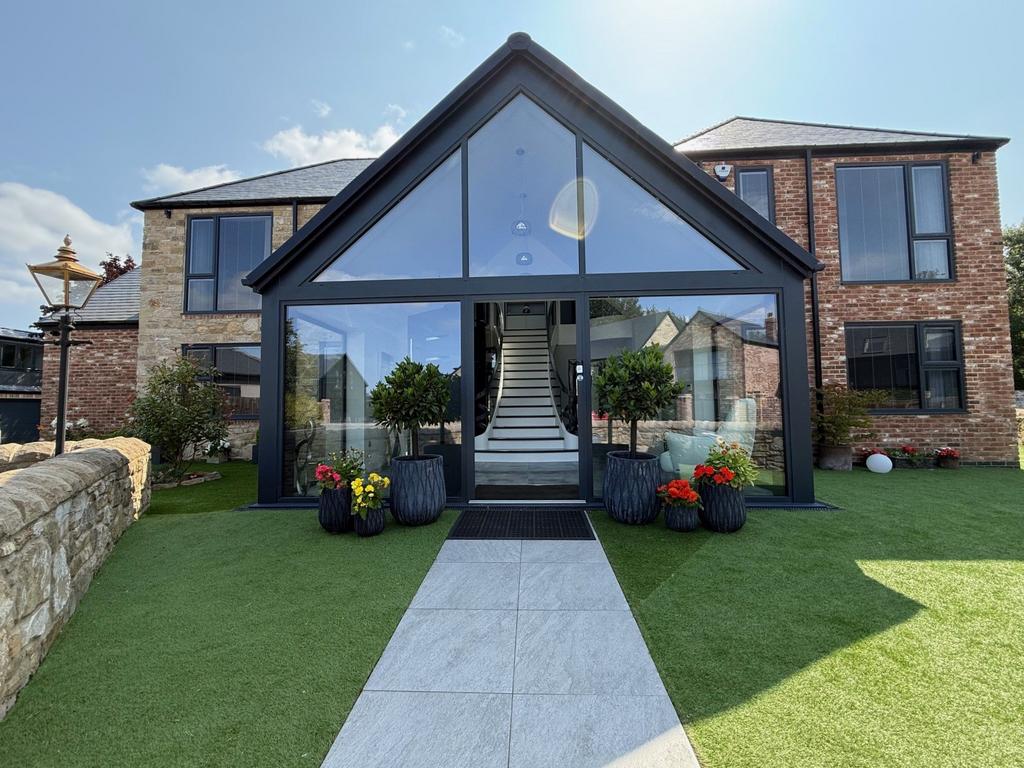 Photograph 1