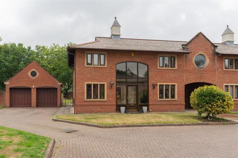 4 bedroom link detached house for sale, The Courtyard  Chester Road, Northwich CW8