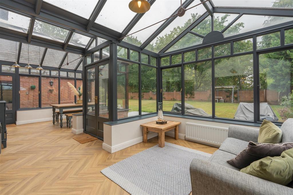 3 The Courtyard-12.jpg