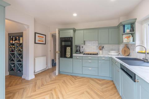 4 bedroom link detached house for sale, The Courtyard  Chester Road, Northwich CW8