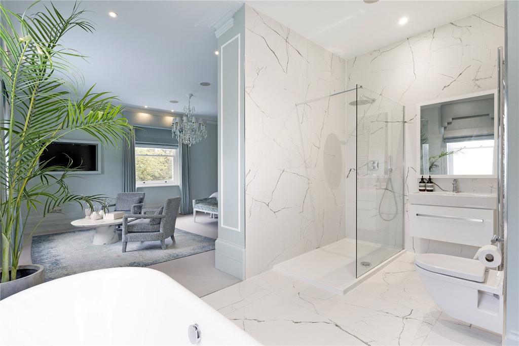 Ensuite