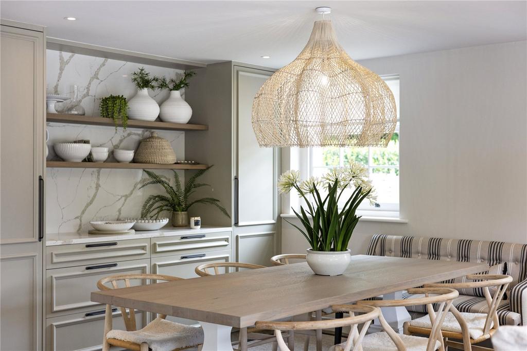 Breakfast Room