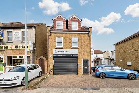 1 bedroom apartment for sale, Park Lane, Hornchurch, RM11