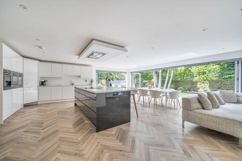 4 bedroom detached house for sale, Blowers Wood Grove, Gillingham ME7