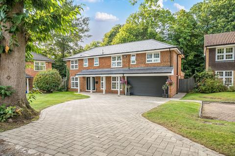 4 bedroom detached house for sale, Blowers Wood Grove, Gillingham ME7