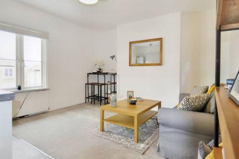 1 bedroom flat to rent, St. Stephens Avenue, London W12