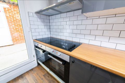 6 bedroom terraced house to rent, Union Street, Maidstone ME14