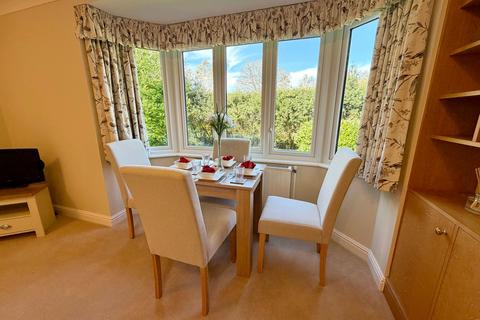 2 bedroom apartment for sale, Four Oaks Road, Sutton Coldfield B74