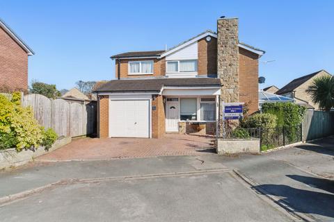 14 Rose Lea Close, Hillam, Leeds, LS25 5HJ
