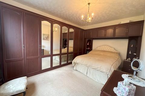 3 bedroom end of terrace house for sale, New Well Lane, Newton, Swansea, SA3