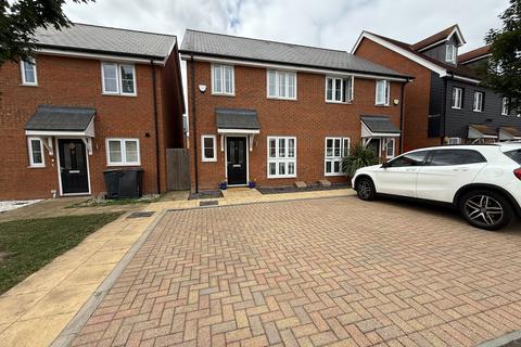 11 Lodding Salts Road, Gravesend, DA12 2FD