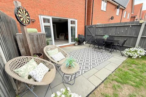 11 Lodding Salts Road, Gravesend, DA12 2FD