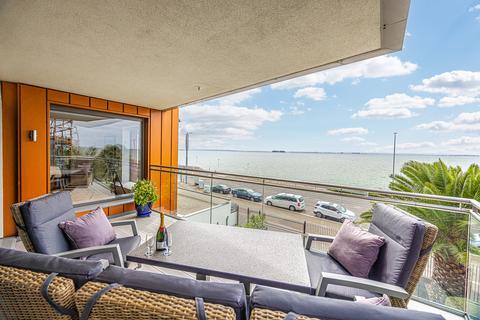 3 bedroom flat for sale, Westcliff-on-sea SS0