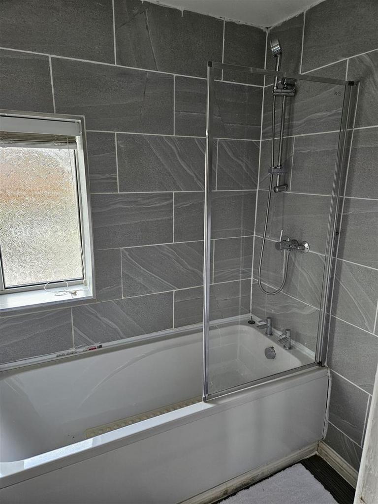 7, Houldsworth Drive mid term Inspection Septembe