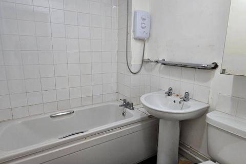 1 bedroom flat to rent, Hatherton Road, Walsall