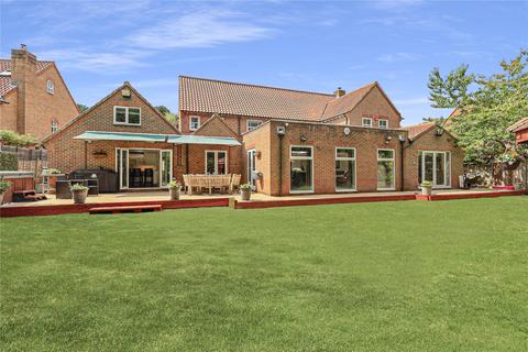 5 bedroom detached house for sale, Nunthorpe Gardens, Nunthorpe