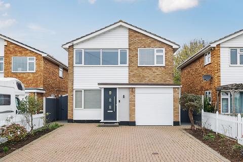 4 bedroom detached house for sale, Little Stambridge Hall Lane, Rochford, SS4