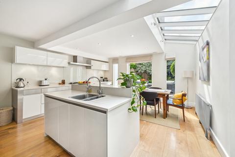 5 bedroom terraced house for sale, Guion Road, Parsons Green, Fulham, London SW6