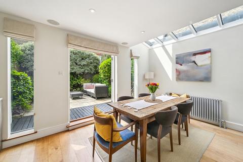 5 bedroom terraced house for sale, Guion Road, Parsons Green, Fulham, London SW6