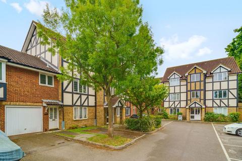 1 bedroom flat for sale, Lulworth Crescent, Mitcham CR4