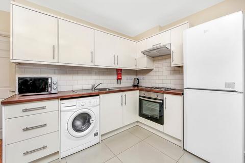 4 bedroom ground floor maisonette to rent, Lorrimore Road, Kennington, London SE17