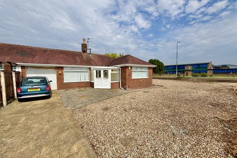 2 bedroom bungalow for sale, Windermere Avenue, Fleetwood FY7