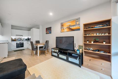 2 bedroom apartment for sale, Daisy House, Middle Road, Hanwell, W7