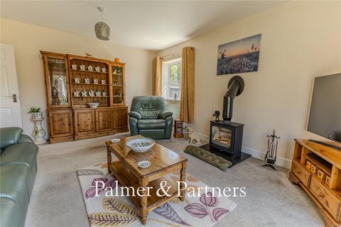 2 Thurtells Close, Yoxford, Saxmundham, IP17 3PD