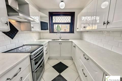 3 bedroom semi-detached house for sale, Emlyn Avenue, Ebbw Vale