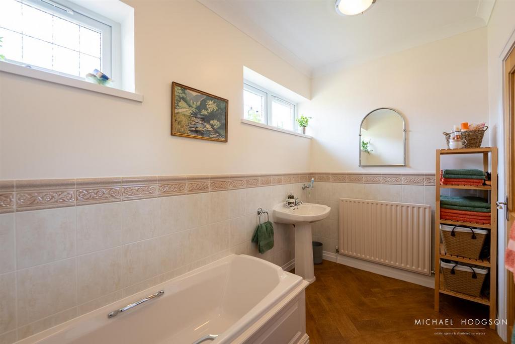 28 Newark Drive-29.jpg